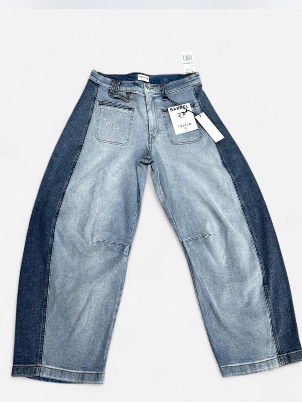 NWT Frayed Two-Tone Barrel Ankle Jeans with Rhinestone Bow - Size 27‎